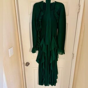 SOLD….Emerald Green Pleated Dress with belt. One size